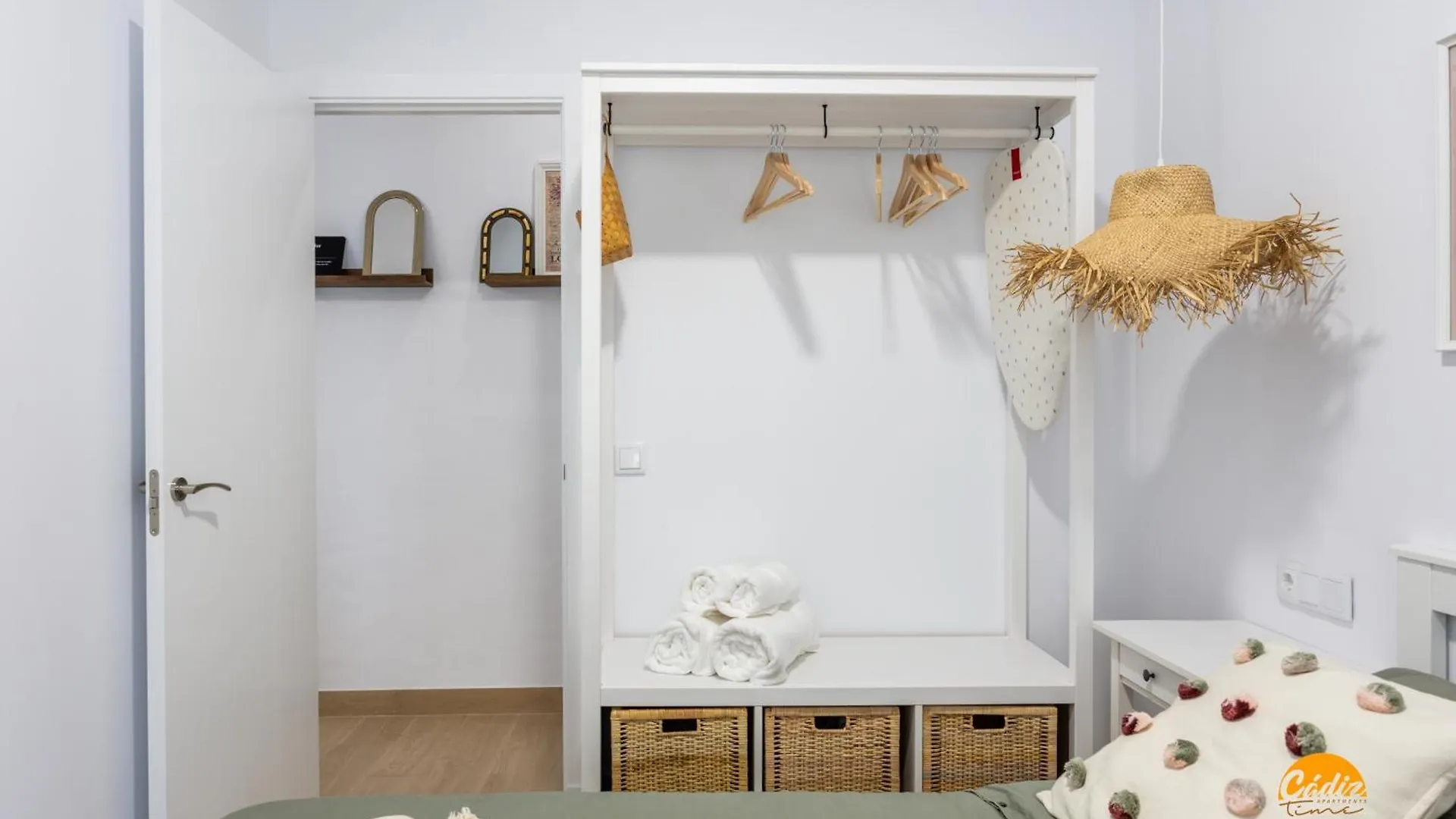 Apartment Brisa De Verano By Cadiz Time Spain